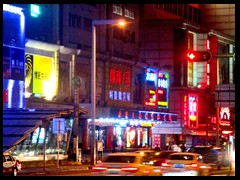 Luohu district by night 18